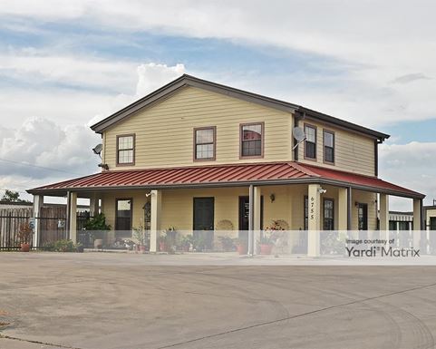 Source URL: https://cdnsc.rentcafe.com/dmslivecafe/3/1074426/1074426-1-2.jpg?width=-1&height=385&quality=80