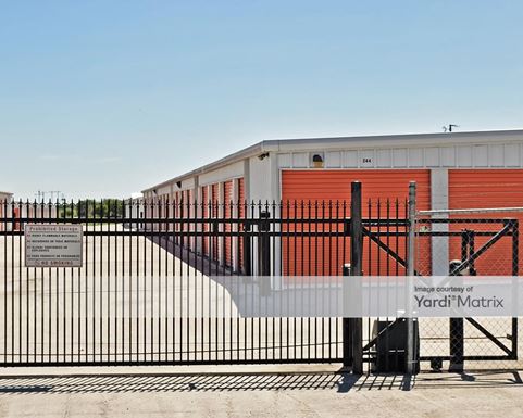 Source URL: https://cdnsc.rentcafe.com/dmslivecafe/3/1074440/1074440-1-5.jpg?width=-1&height=385&quality=80