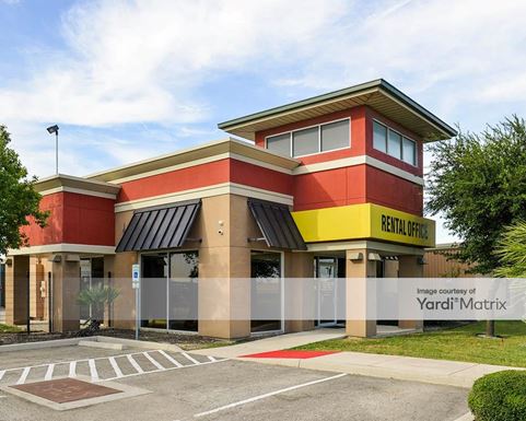 Source URL: https://cdnsc.rentcafe.com/dmslivecafe/3/1074451/1074451-1-4.jpg?width=-1&height=385&quality=80