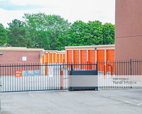 Source URL: https://cdnsc.rentcafe.com/dmslivecafe/3/1074460/1074460-1-2.jpg?width=-1&height=385&quality=80