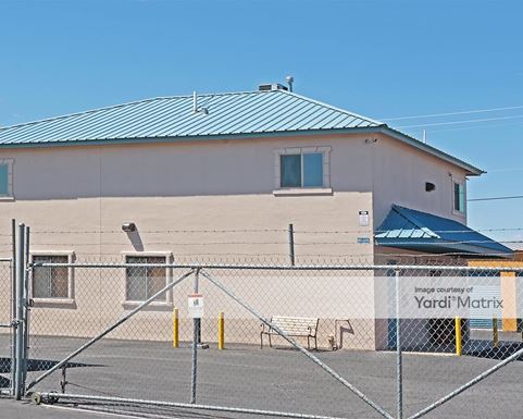 Source URL: https://cdnsc.rentcafe.com/dmslivecafe/3/1074482/1074482-1-2.jpg?width=-1&height=385&quality=80