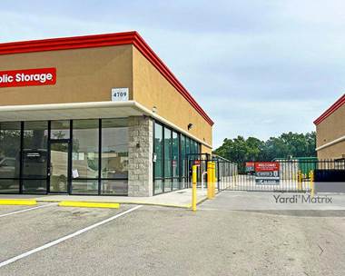 Storage Units for Rent available at 4709 SE 102nd Place, Belleview, FL 34420