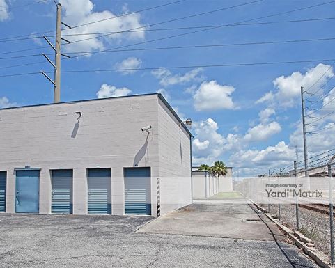 Source URL: https://cdnsc.rentcafe.com/dmslivecafe/3/1074577/1074577-1-4.jpg?width=-1&height=385&quality=80