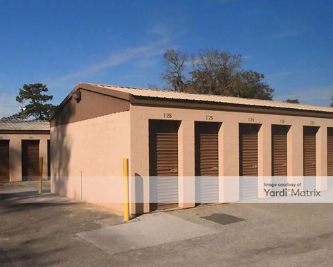 Source URL: https://cdnsc.rentcafe.com/dmslivecafe/3/1074590/1074590-1-3.jpg?width=-1&height=385&quality=80