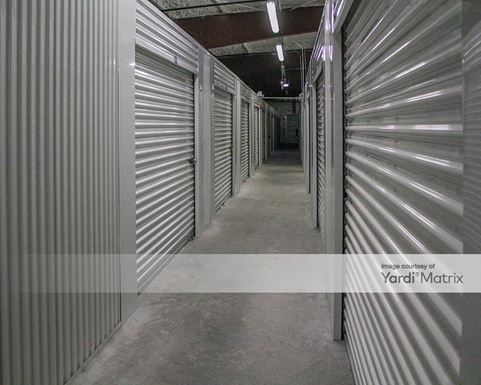 Source URL: https://cdnsc.rentcafe.com/dmslivecafe/3/1074607/1074607-1-4.jpg?width=-1&height=385&quality=80