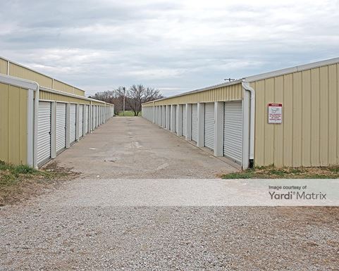 Source URL: https://cdnsc.rentcafe.com/dmslivecafe/3/1074657/1074657-1-4.jpg?width=-1&height=385&quality=80