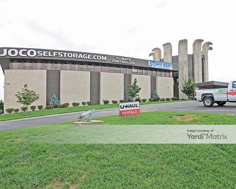 Source URL: https://cdnsc.rentcafe.com/dmslivecafe/3/1074683/1074683-1-4.jpg?width=-1&height=385&quality=80