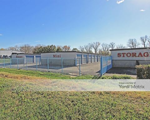 Source URL: https://cdnsc.rentcafe.com/dmslivecafe/3/1074685/1074685-1-5.jpg?width=-1&height=385&quality=80