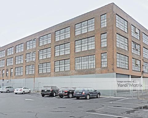 Source URL: https://cdnsc.rentcafe.com/dmslivecafe/3/1074695/1074695-1-4.jpg?width=-1&height=385&quality=80