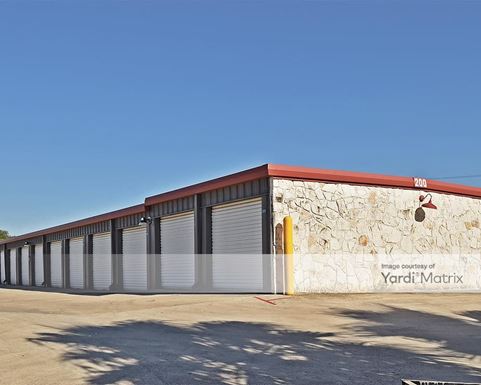 Source URL: https://cdnsc.rentcafe.com/dmslivecafe/3/1074708/1074708-1-5.jpg?width=-1&height=385&quality=80