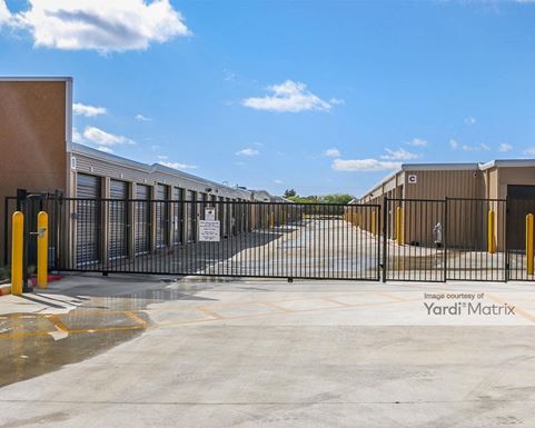 Source URL: https://cdnsc.rentcafe.com/dmslivecafe/3/1074710/1074710-1-3.jpg?width=-1&height=385&quality=80