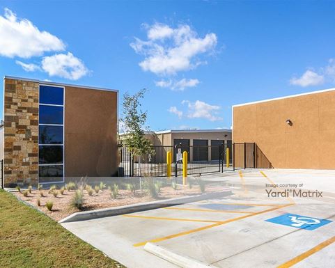 Source URL: https://cdnsc.rentcafe.com/dmslivecafe/3/1074710/1074710-1-4.jpg?width=-1&height=385&quality=80