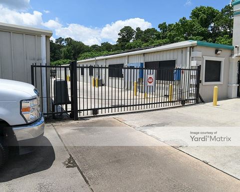 Source URL: https://cdnsc.rentcafe.com/dmslivecafe/3/1074715/1074715-1-5.jpg?width=-1&height=385&quality=80