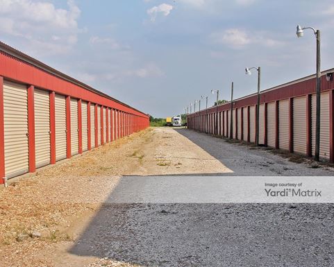 Source URL: https://cdnsc.rentcafe.com/dmslivecafe/3/1074718/1074718-1-4.jpg?width=-1&height=385&quality=80