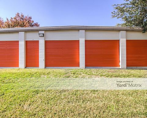 Source URL: https://cdnsc.rentcafe.com/dmslivecafe/3/1074734/1074734-1-5.jpg?width=-1&height=385&quality=80