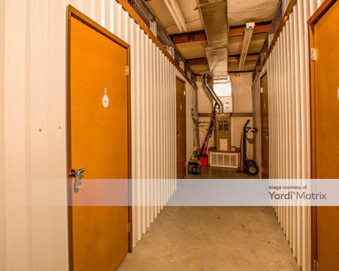 Source URL: https://cdnsc.rentcafe.com/dmslivecafe/3/1074741/1074741-1-3.jpg?width=-1&height=385&quality=80