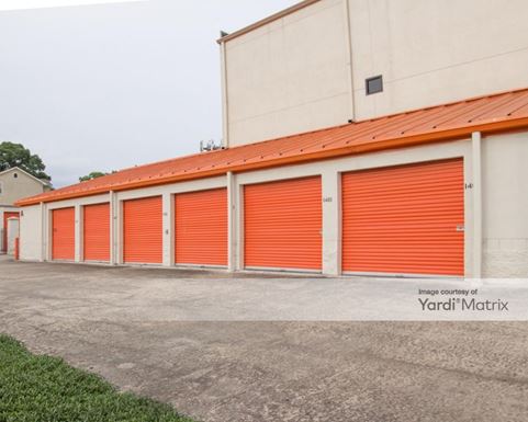 Source URL: https://cdnsc.rentcafe.com/dmslivecafe/3/1074765/1074765-1-3.jpg?width=-1&height=385&quality=80