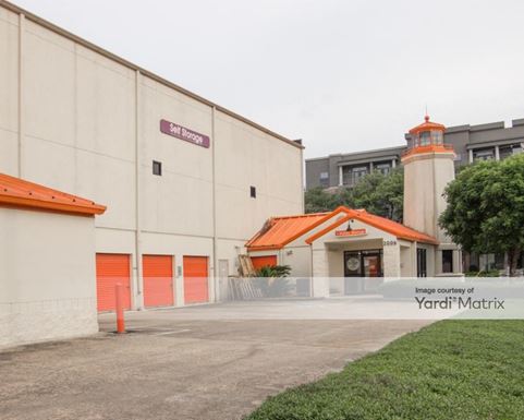 Source URL: https://cdnsc.rentcafe.com/dmslivecafe/3/1074765/1074765-1-5.jpg?width=-1&height=385&quality=80