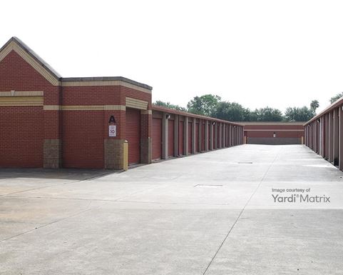 Source URL: https://cdnsc.rentcafe.com/dmslivecafe/3/1074767/1074767-1-4.jpg?width=-1&height=385&quality=80