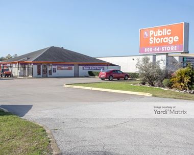 Storage Units for Rent available at 7770 Highway 6 South, Houston, TX 77083