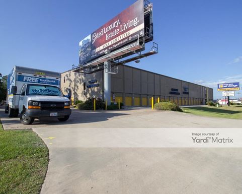 Source URL: https://cdnsc.rentcafe.com/dmslivecafe/3/1074773/1074773-1-5.jpg?width=-1&height=385&quality=80