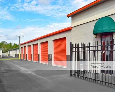 Source URL: https://cdnsc.rentcafe.com/dmslivecafe/3/1074806/1074806-1-3.jpg?width=-1&height=385&quality=80