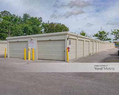 Storage Units for Rent available at 3300 SW 42nd Street, Gainesville, FL 32608