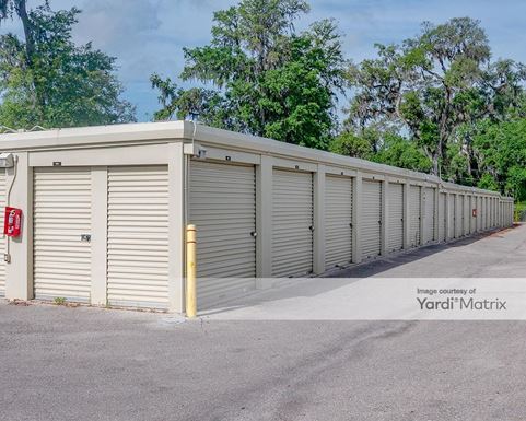 Source URL: https://cdnsc.rentcafe.com/dmslivecafe/3/1074813/1074813-1-3.jpg?width=-1&height=385&quality=80