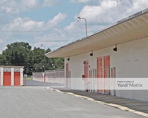 Source URL: https://cdnsc.rentcafe.com/dmslivecafe/3/1074842/1074842-1-3.jpg?width=-1&height=385&quality=80