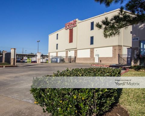 Source URL: https://cdnsc.rentcafe.com/dmslivecafe/3/1074889/1074889-1-2.jpg?width=-1&height=385&quality=80