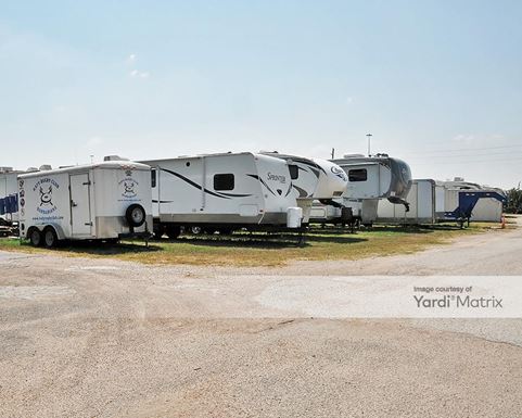 Source URL: https://cdnsc.rentcafe.com/dmslivecafe/3/1074891/1074891-1-5.jpg?width=-1&height=385&quality=80