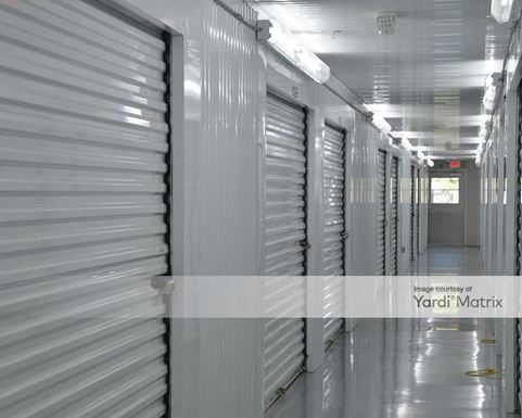 Source URL: https://cdnsc.rentcafe.com/dmslivecafe/3/1074895/1074895-1-3.jpg?width=-1&height=385&quality=80