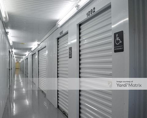 Source URL: https://cdnsc.rentcafe.com/dmslivecafe/3/1074895/1074895-1-4.jpg?width=-1&height=385&quality=80