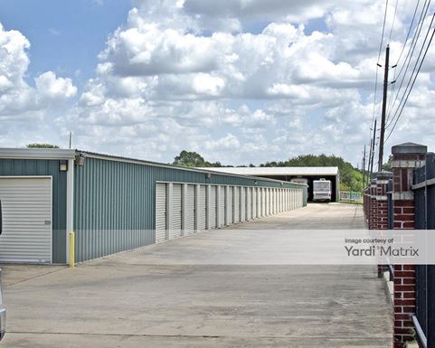 Source URL: https://cdnsc.rentcafe.com/dmslivecafe/3/1074905/1074905-1-3.jpg?width=-1&height=385&quality=80