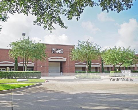 Source URL: https://cdnsc.rentcafe.com/dmslivecafe/3/1074907/1074907-1-3.jpg?width=-1&height=385&quality=80