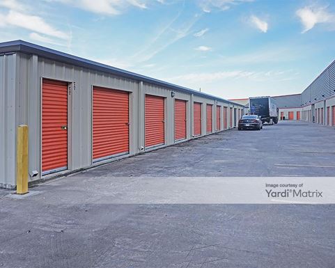 Source URL: https://cdnsc.rentcafe.com/dmslivecafe/3/1074915/1074915-1-4.jpg?width=-1&height=385&quality=80