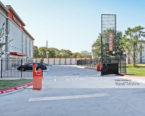 Source URL: https://cdnsc.rentcafe.com/dmslivecafe/3/1074919/1074919-1-4.jpg?width=-1&height=385&quality=80