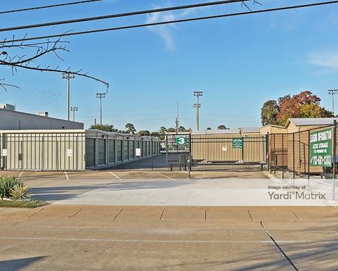 Source URL: https://cdnsc.rentcafe.com/dmslivecafe/3/1074940/1074940-1-1.jpg?width=-1&height=385&quality=80