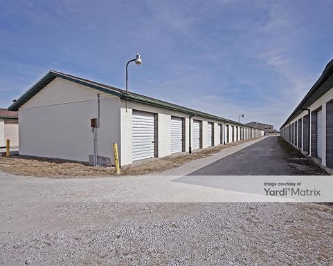 Source URL: https://cdnsc.rentcafe.com/dmslivecafe/3/1074965/1074965-1-5.jpg?width=-1&height=385&quality=80