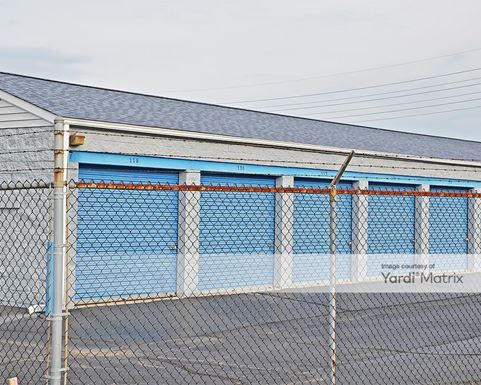 Source URL: https://cdnsc.rentcafe.com/dmslivecafe/3/1074972/1074972-1-3.jpg?width=-1&height=385&quality=80