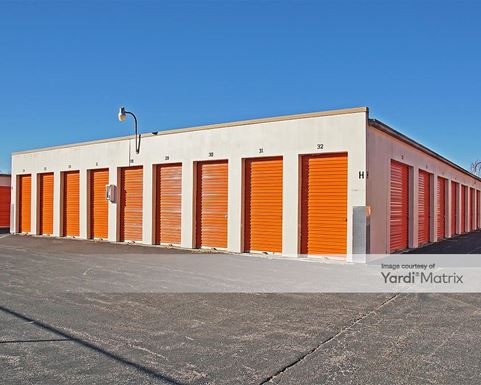 Source URL: https://cdnsc.rentcafe.com/dmslivecafe/3/1074982/1074982-1-4.jpg?width=-1&height=385&quality=80