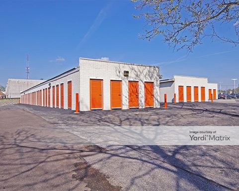 Source URL: https://cdnsc.rentcafe.com/dmslivecafe/3/1074983/1074983-1-3.jpg?width=-1&height=385&quality=80