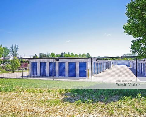 Source URL: https://cdnsc.rentcafe.com/dmslivecafe/3/1074986/1074986-1-4.jpg?width=-1&height=385&quality=80