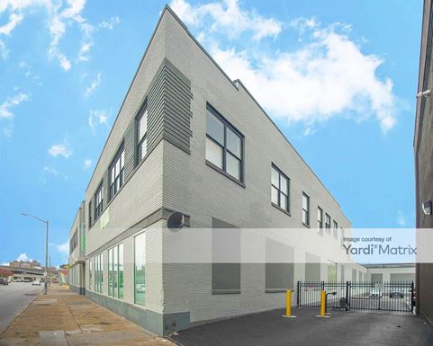 Source URL: https://cdnsc.rentcafe.com/dmslivecafe/3/1074997/1074997-1-4.jpg?width=-1&height=385&quality=80