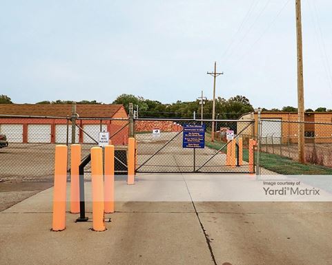 Source URL: https://cdnsc.rentcafe.com/dmslivecafe/3/1075004/1075004-1-3.jpg?width=-1&height=385&quality=80