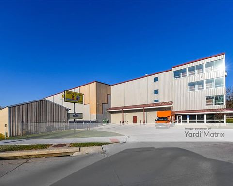 Source URL: https://cdnsc.rentcafe.com/dmslivecafe/3/1075025/1075025-1-2.jpg?width=-1&height=385&quality=80