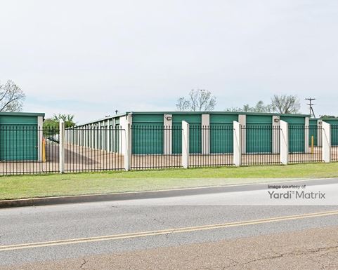 Source URL: https://cdnsc.rentcafe.com/dmslivecafe/3/1075041/1075041-1-4.jpg?width=-1&height=385&quality=80