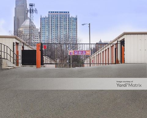 Source URL: https://cdnsc.rentcafe.com/dmslivecafe/3/1075082/1075082-1-5.jpg?width=-1&height=385&quality=80