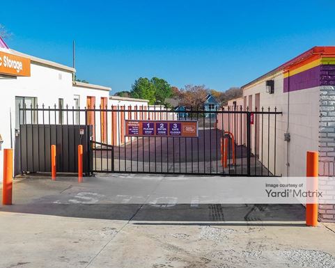 Source URL: https://cdnsc.rentcafe.com/dmslivecafe/3/1075098/1075098-1-5.jpg?width=-1&height=385&quality=80