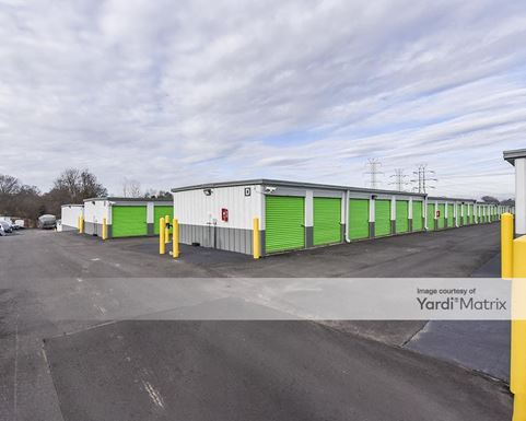 Source URL: https://cdnsc.rentcafe.com/dmslivecafe/3/1075135/1075135-1-3.jpg?width=-1&height=385&quality=80